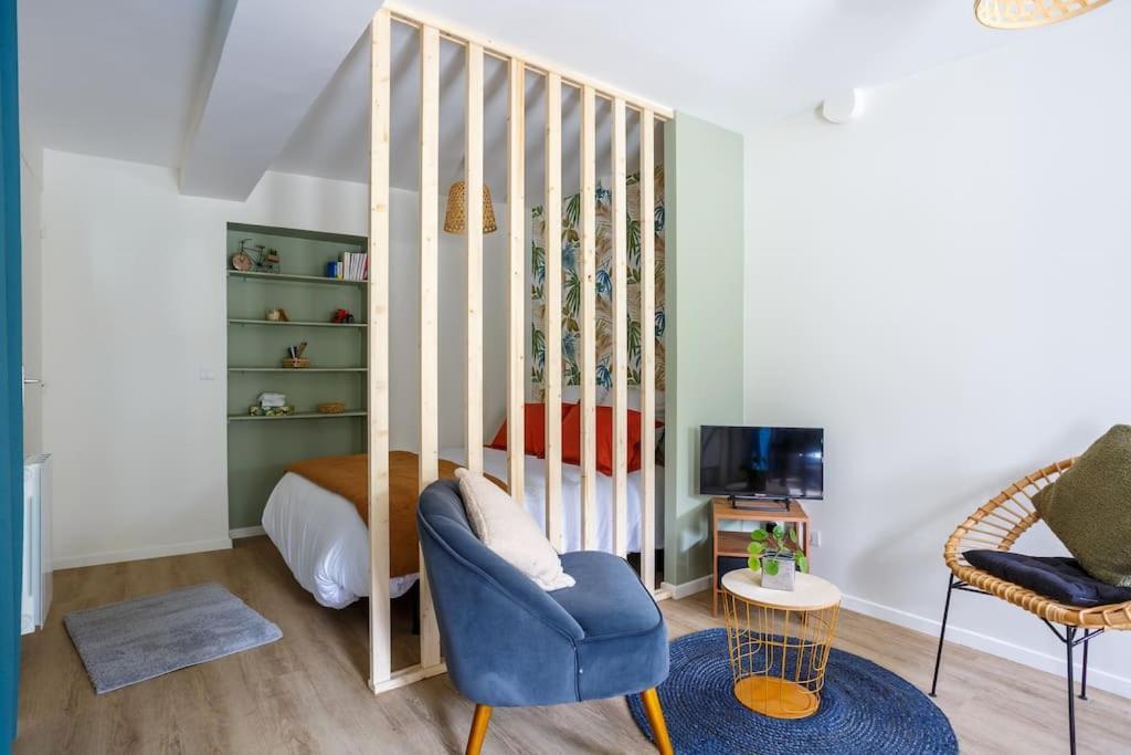 Studio Cosy Neuf - Fibre - Parking Gratuit - Proche Ecoles Et Entreprises Orsay Exterior photo